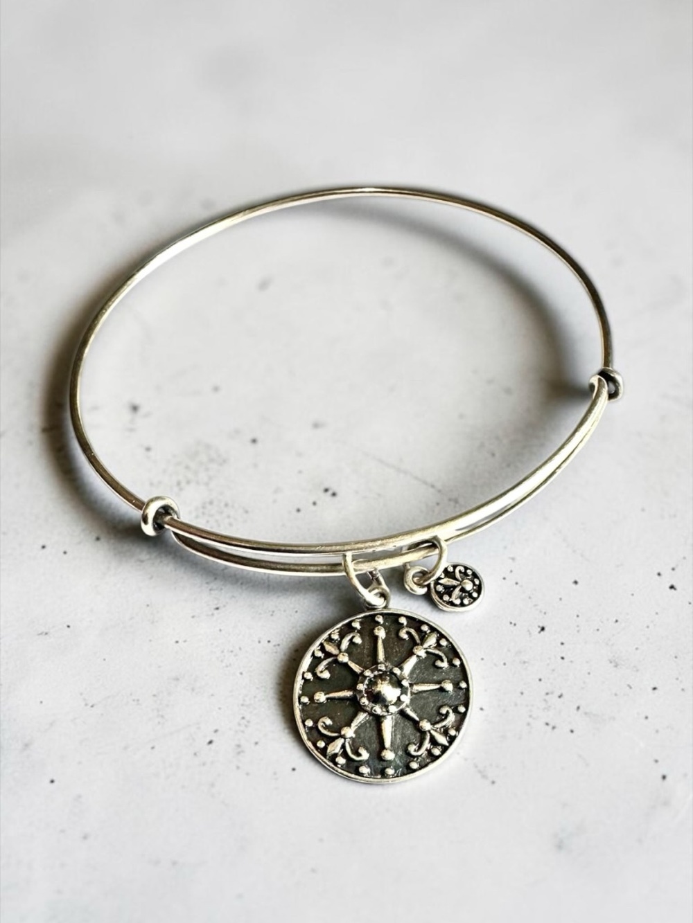 Silver Wheel Charm Bangle Bracelet - Elegant Women's Jewelry